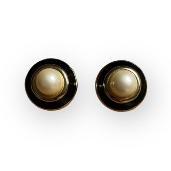 Ciner Vintage 1980s Faux Pearl Clip-back Earrings - Picture 1 of 11